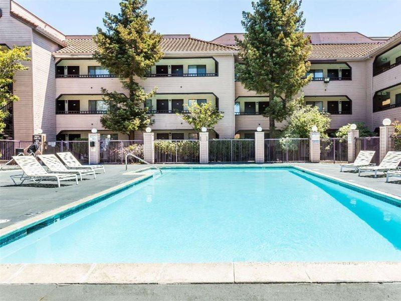 Country Inn & Suites By Radisson, Vallejo Napa Valley, Ca Zewnętrze zdjęcie